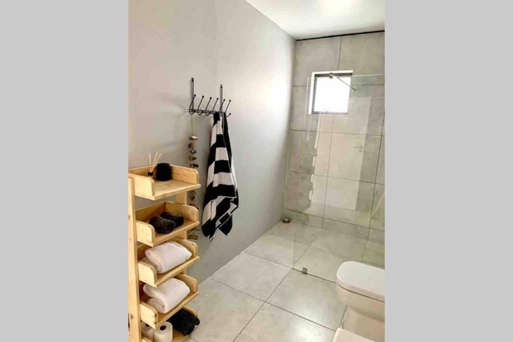 Lower Point Surf Studio 2 Jeffreys Bay Esterno foto